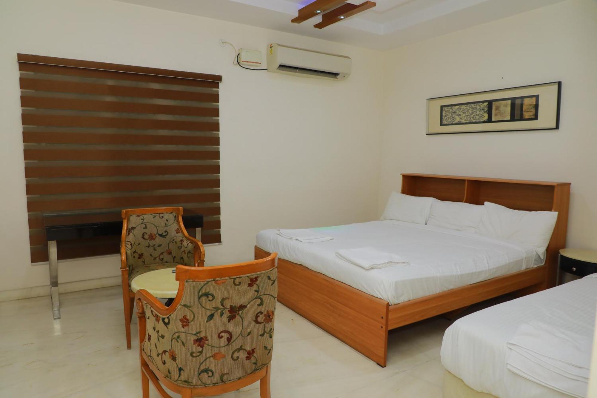 Hill View Paradise - 2Bhk'S & Rooms - A Golden Group Of Premium Home Stays - 蒂鲁帕蒂 外观 照片